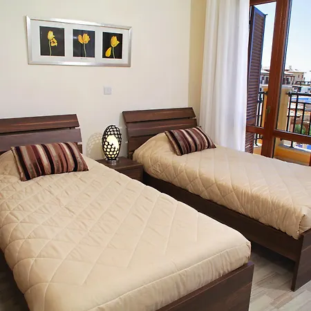 Aphrodite Hills Residences 4*