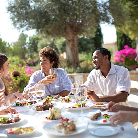 Aphrodite Hills Residences 4*