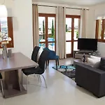 Aphrodite Hills Rentals - Apartments 4* Πάφος