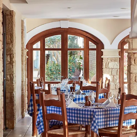 Aphrodite Hills Residences Hotel 4*