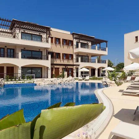 Aphrodite Hills Residences 4*