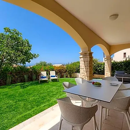 Ξενοδοχείο Aphrodite Hills - 4*