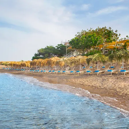 Отель Aphrodite Hills Residences Пафос