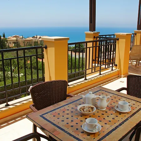 Aphrodite Hills - 4*